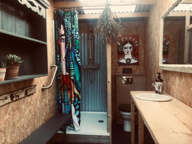 Hotel The Oaks Glamping - Magpie Half Shepherds Hut Colkirk Esterno foto